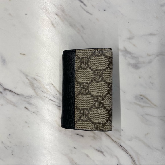 Gucci Key Holder - Picture 2 of 4